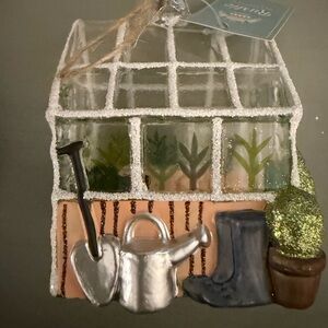 Glass greenhouse Ornament